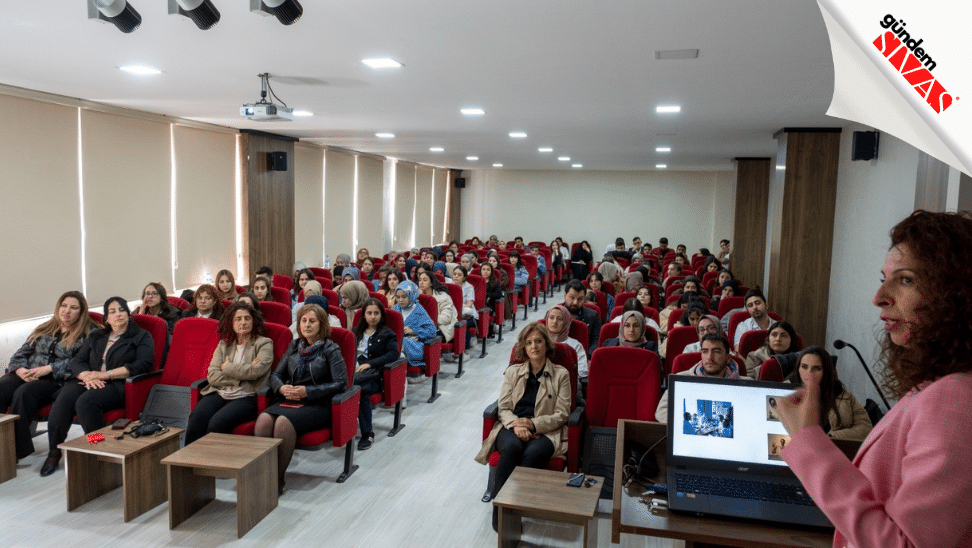 Sivas Cumhuriyet Universitesinde Kariyer Soylesisi Duzenlendi 4 | Gündem Sivas™ | Sivas Haberleri