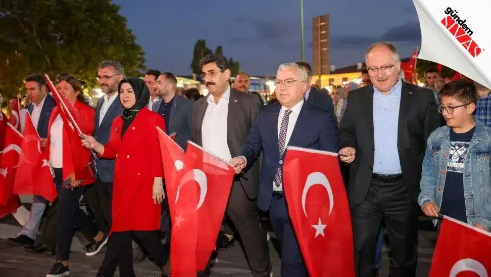 Milli Birlik ve Demokrasi Yuruyusu2 jpg | Gündem Sivas™ | Sivas Haberleri