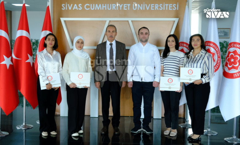 SCÜ'de Kursiyerlere Sertifikalar Dağıtıldı