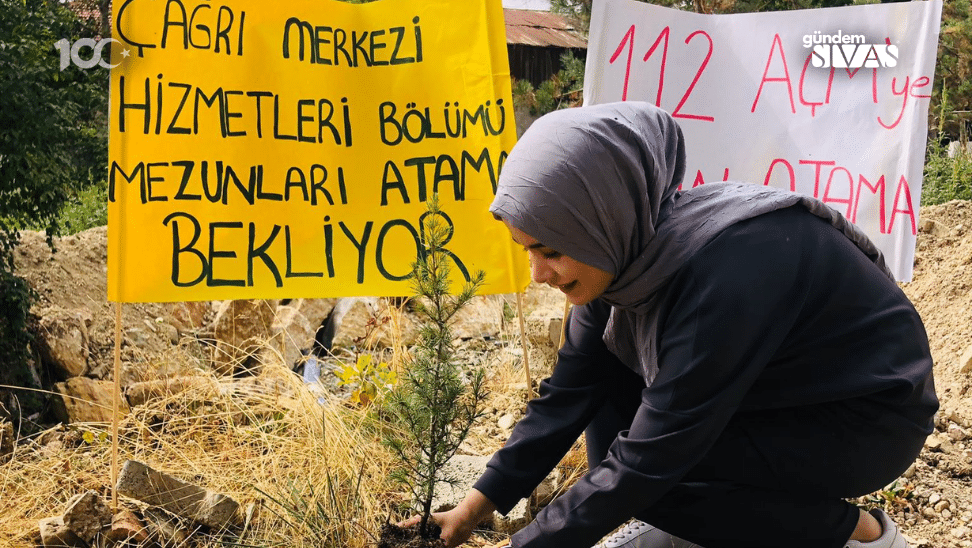 Cagri Merkezi Mezunlari Atama Bekliyor 4 | Gündem Sivas™ | Sivas Haberleri