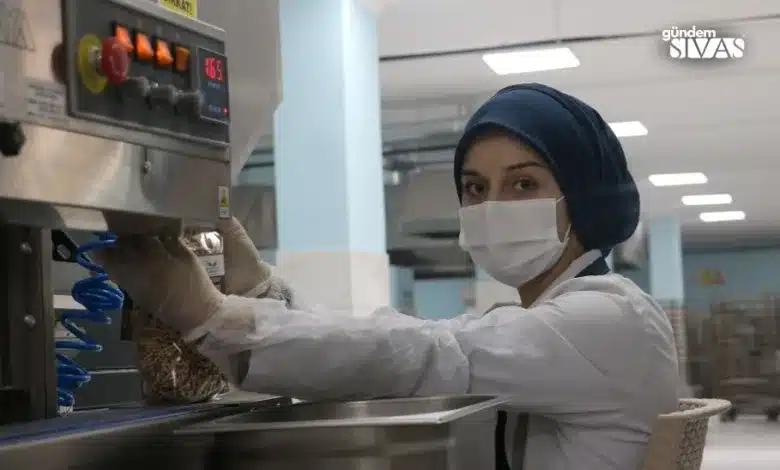 Bin 400 Nüfuslu Belde Kadınları Üretimde Parlıyor