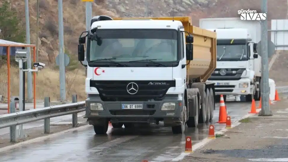 Yağdonduran Geçidi Tüneli Hâlâ Kapalı: Sürücülerin Korkulu Rüyası Devam Ediyor