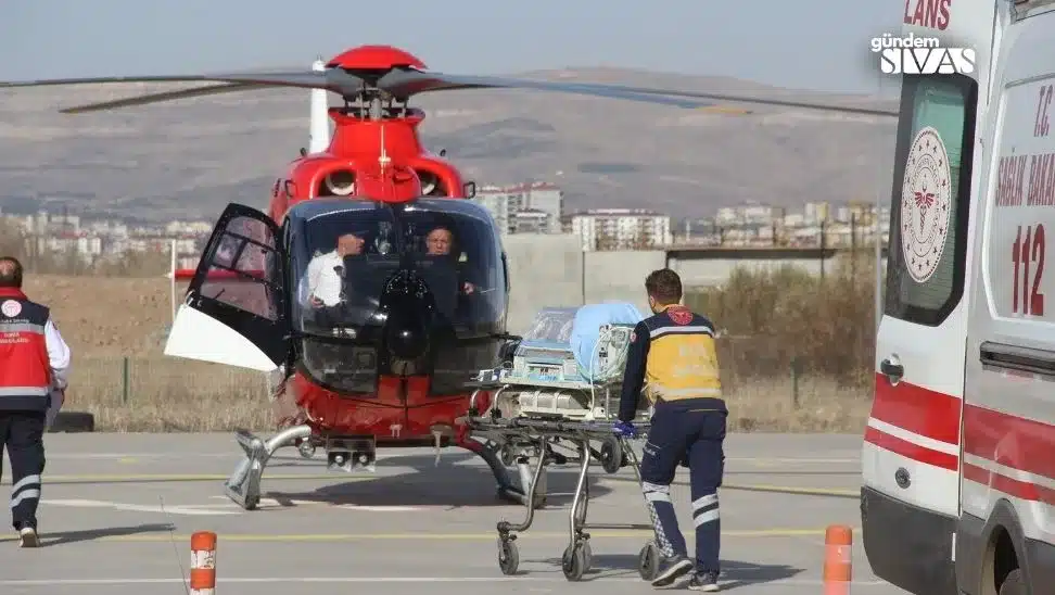5 Aylik Bebek Helikopter ile Sivasa Nakledildi 3 jpg | Gündem Sivas™ | Sivas Haberleri