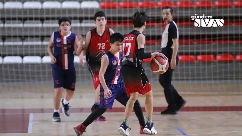 Sivasta Okullar Basketbol Arenasinda Yaristi jpg | Gündem Sivas™ | Sivas Haberleri