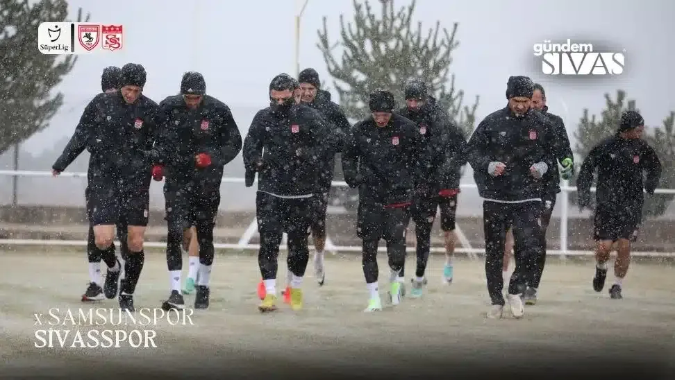 Sivasspor, Kar Altında Çalıştı