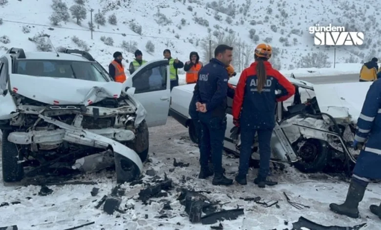 Sivas'ta Trafik Kazası: 1 Ölü, 6 Yaralı