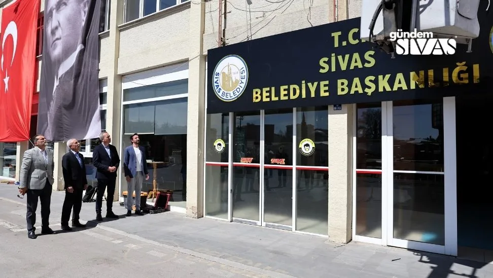 Sivas Belediyesi Tabelasina T.C. Ibaresi Eklendi 2 jpg | Gündem Sivas™ | Sivas Haberleri