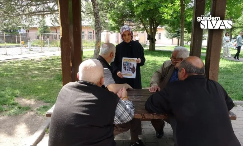 Sivas’ta 4 senedir baktığı ‘Mutlu’ adlı kedisi kaybolan Zeliha Tuna, kedisini bulana ödül vadetti. Mevlana Mahallesi Buhara Sokak'ta yaşayan Zeliha Tuna, yaklaşık 4 yıl önce sokakta bulduğu yavru kediyi sahiplendi. Tuna, ‘Mutlu’ adını verdiği kediye 4 yıl adeta çocuğu gibi baktı.