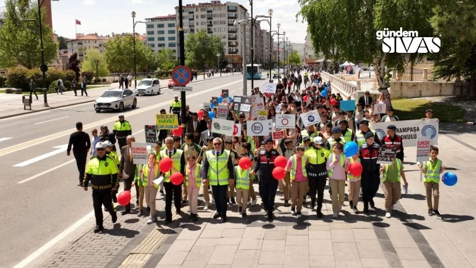 Sivas'ta 41 Kişi Trafik Kazalarında Can Verdi!