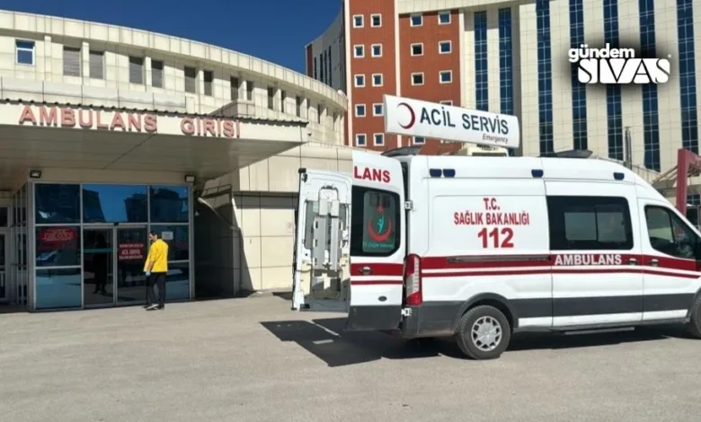 Sivas’ta Kurban Bayramı'nın ilk günü kesim sırasında yaralanan toplam 78 acemi kasap hastanelik oldu.