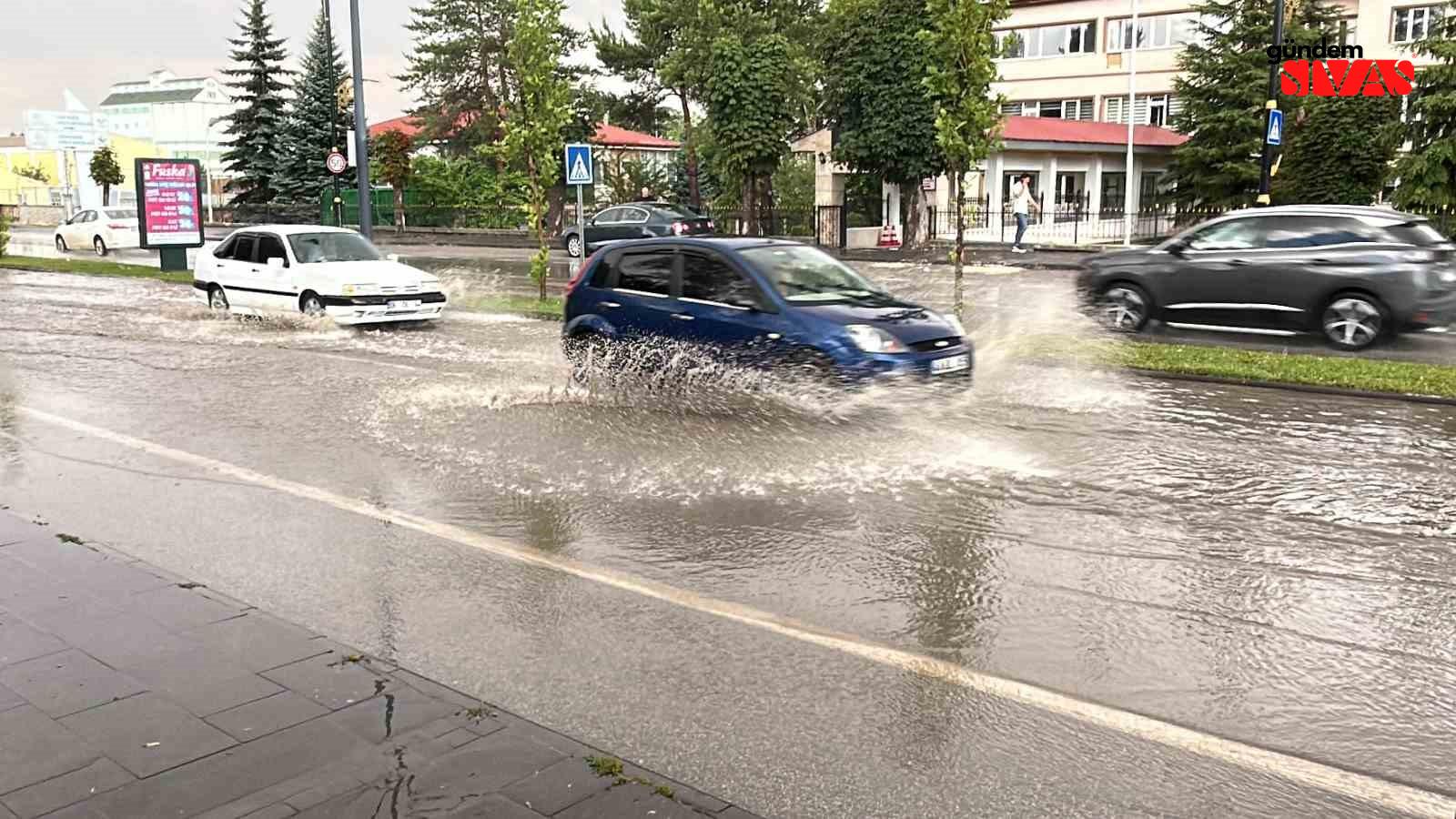 alt yapi alarm verdi yollar gole dondu 0 L2PhGQB6 | Gündem Sivas™ | Sivas Haberleri