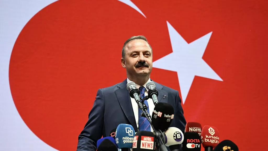 Yavuz Ağıralioğlu Kimdir?