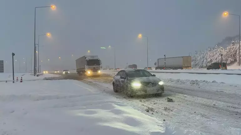 Bolu Dağı’nda trafik açıldı!