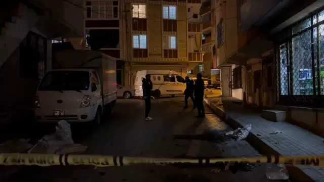 istanbul bagcilar da polis aracina eyp.webp | Gündem Sivas™ | Sivas Haberleri