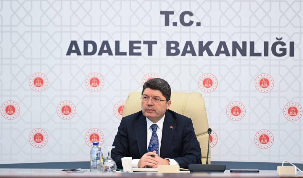 Bakan Tunç: Otel yangını sorumluları hesap verecek – Birlik Haber Ajansı