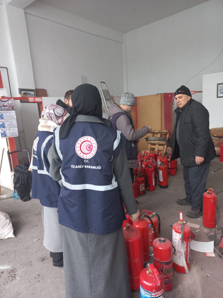 Kars’ta yangın tüpü satan işletmeler denetlendi – Birlik Haber Ajansı