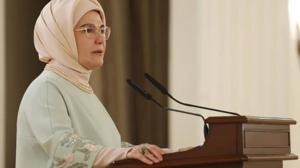 Emine Erdoğan’dan Kartalkaya’daki yangında hayatını kaybedenler için taziye mesajı – Birlik Haber Ajansı