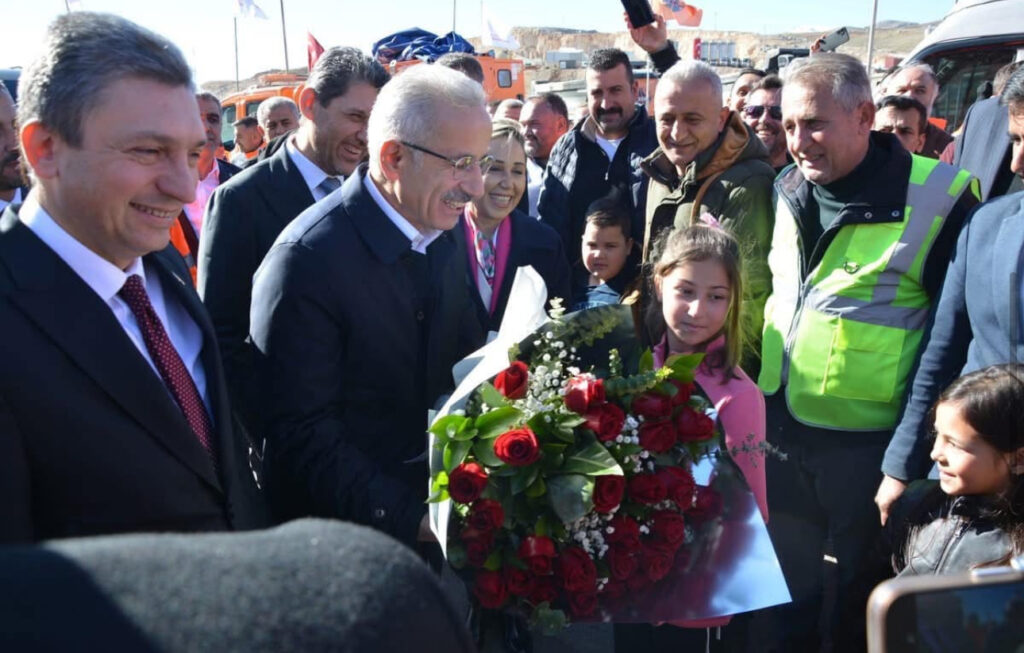 Korkuteli-Elmalı arası yol faaliyete geçti – Birlik Haber Ajansı