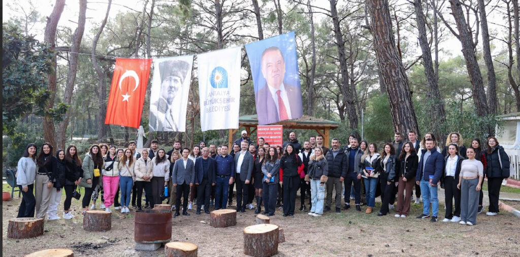 Antalya’da eğitmenlere ‘sporcu sağlığı’ semineri – Birlik Haber Ajansı