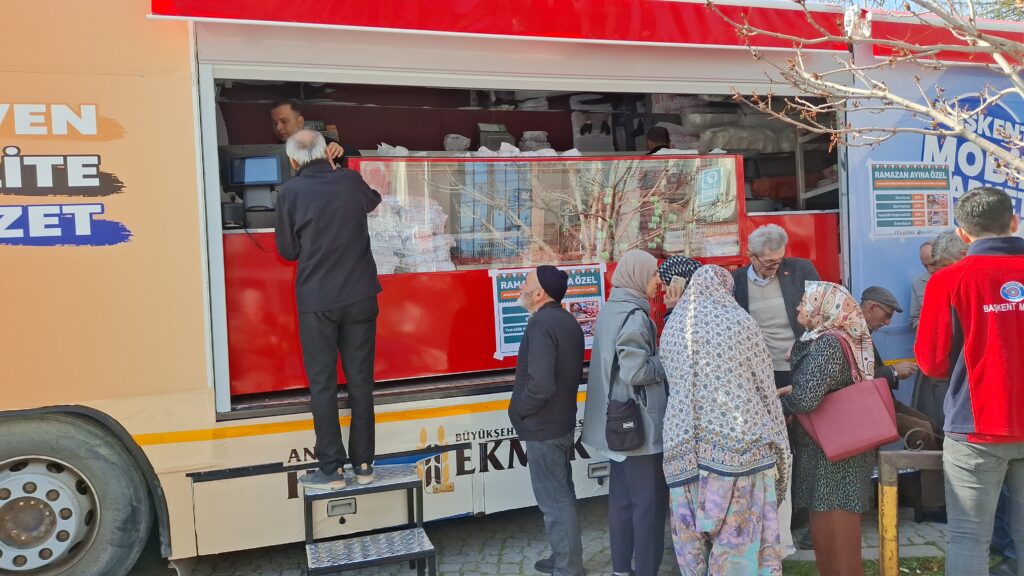 Ankara Büyükşehir Belediyesi Başkent Mobil Market Beypazarı’nda – Birlik Haber Ajansı